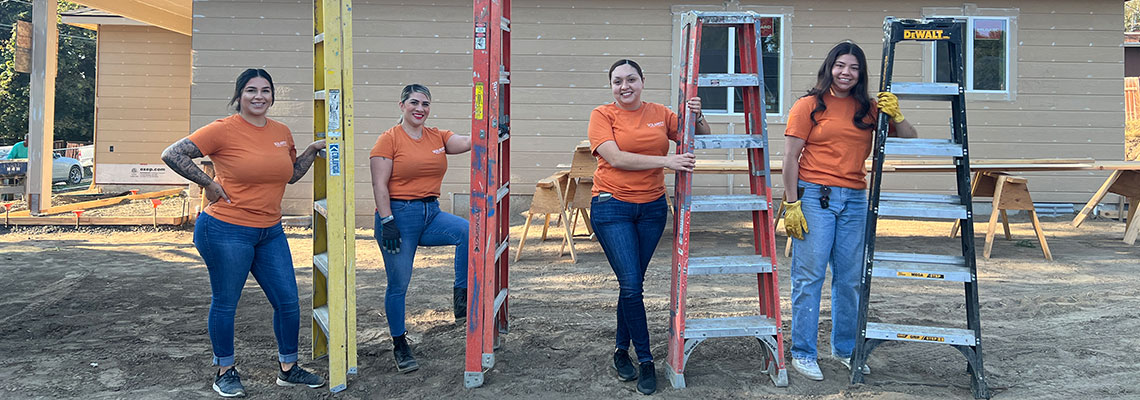 Solarity_Employees_Habitat_ladders_2024_1140x400